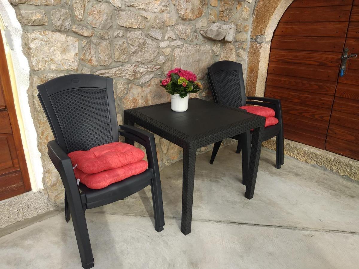 Apartment Samanic Malinska Luaran gambar