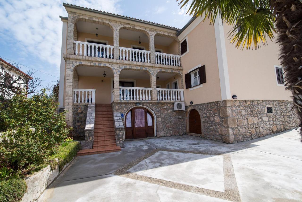 Apartment Samanic Malinska Luaran gambar