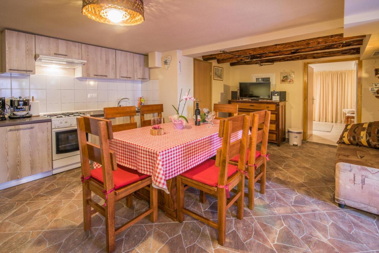 Apartment Samanic Malinska Luaran gambar