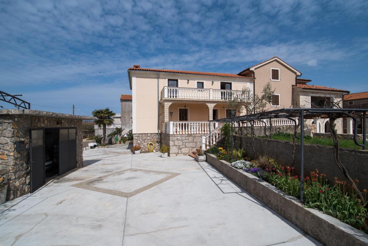 Apartment Samanic Malinska Luaran gambar