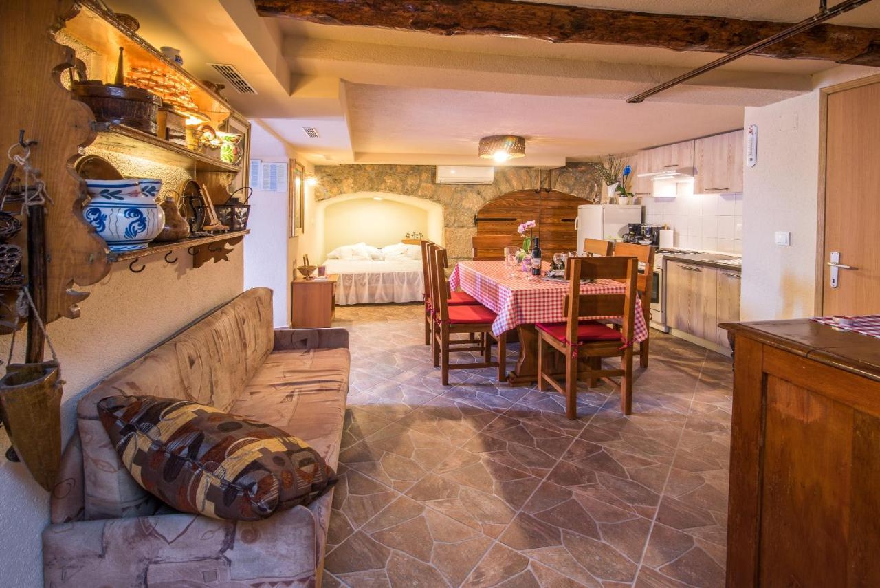 Apartment Samanic Malinska Luaran gambar