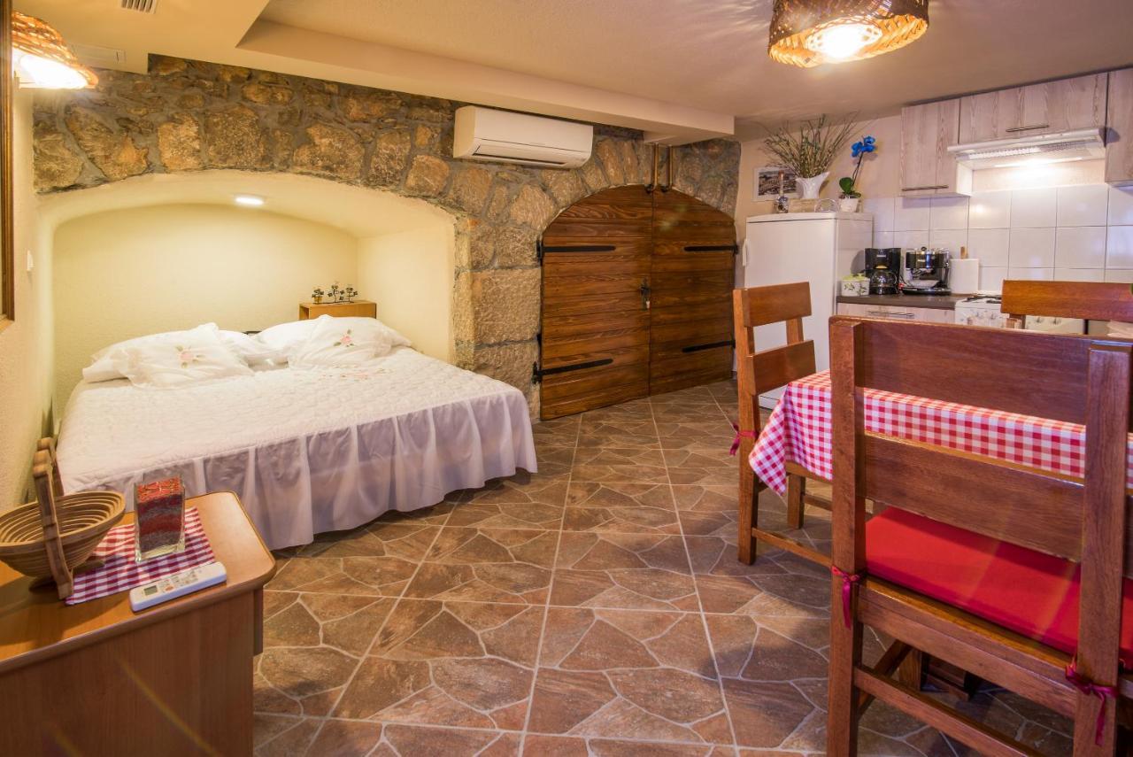Apartment Samanic Malinska Luaran gambar